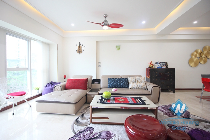 280 sqm 4 bedrooms 3 bathrooms apartment for rent in Ciputra Hanoi