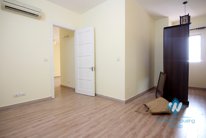 Unfurnished and spacious apartment for rent in Ciputra