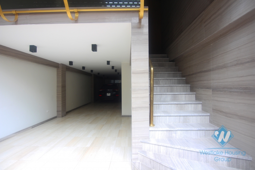 7 floors house for rent in Ba Dinh district, Hanoi