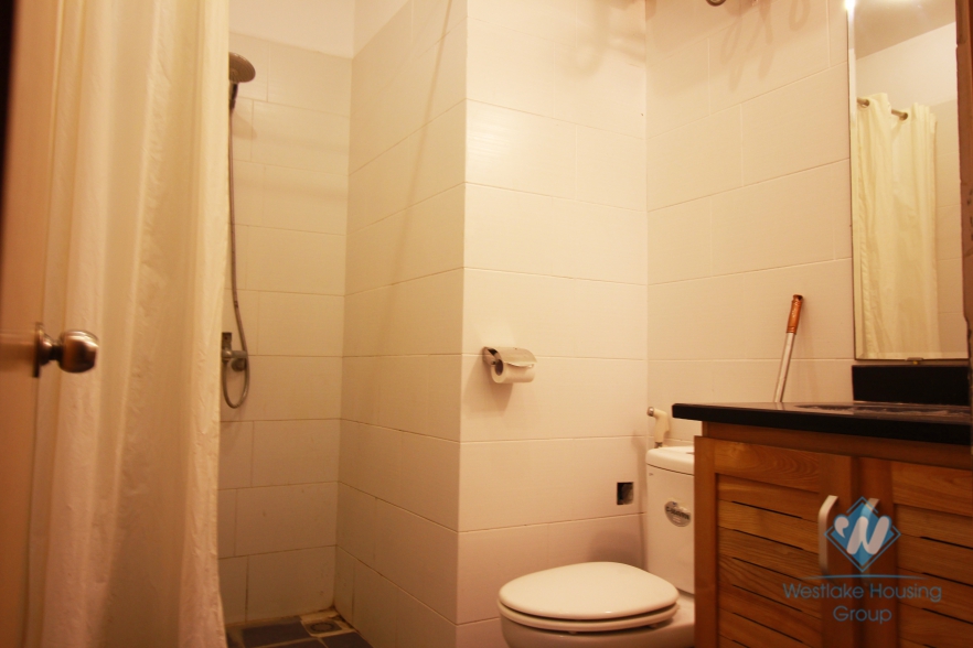 1 bedroom bright and lovely apartment for rent in Ba Dinh