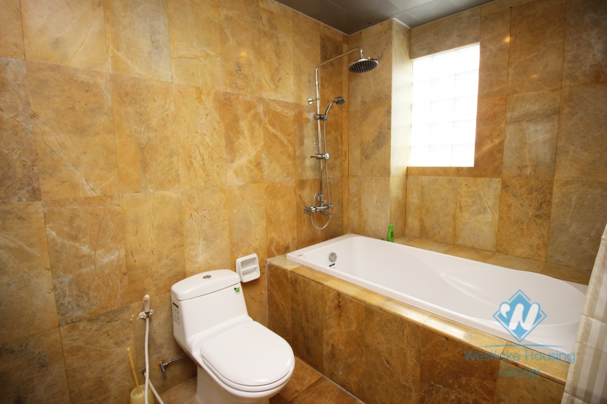 Good serviced apartment for rent in Lieu Giai, Ba Dinh, Hanoi