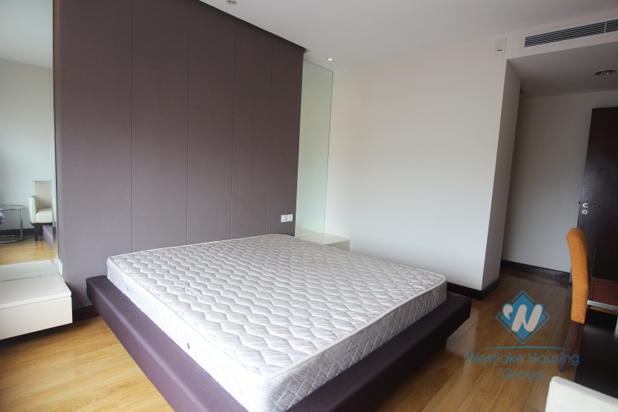 Pretty apartment in Duong Buoi, Vinh Phuc ward, Ba Dinh district, Ha Noi 