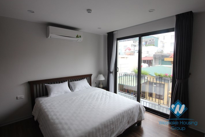 Clean and new apartment for rent in Ba Dinh district, Near Lotte building