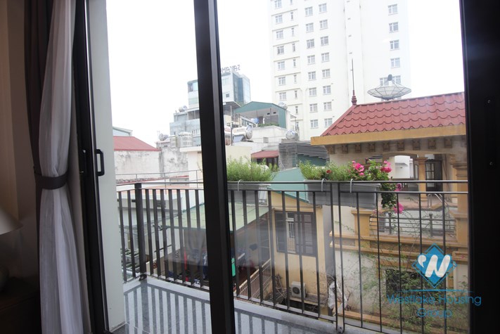 Clean and new apartment for rent in Ba Dinh district, Near Lotte building
