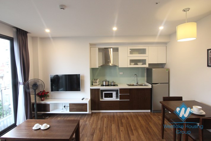 Clean and new apartment for rent in Ba Dinh district, Near Lotte building