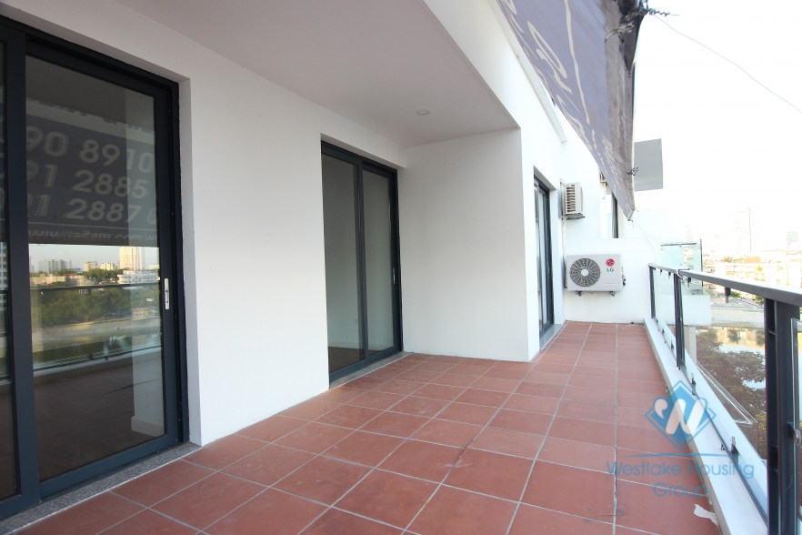  lake view apartment for rent in Ba Dinh area, Near Lotte Building.