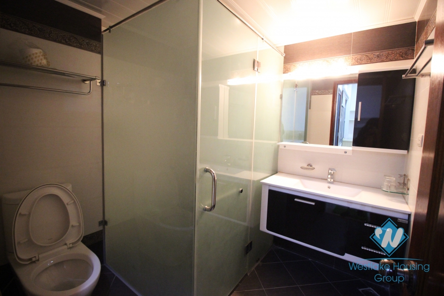 A beautiful and modern apartment for rent in Ba Dinh