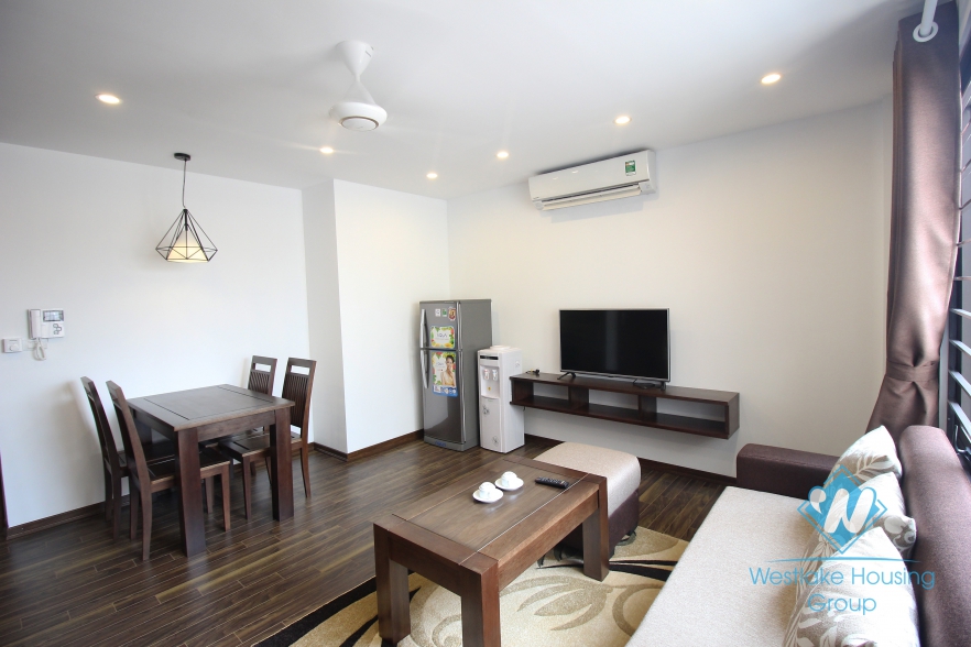High quality, 02 bedrooms apartment for rent in Cau Giay District, Hanoi