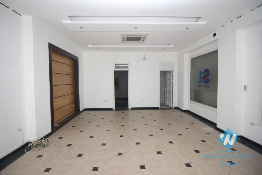 Unfurnished house for rent in Cau Giay district, Ha Noi