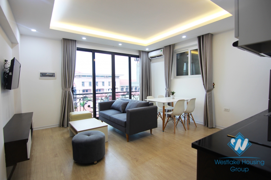 Two bedrooms apartment in the high floor is available for rent in Ba Dinh. 