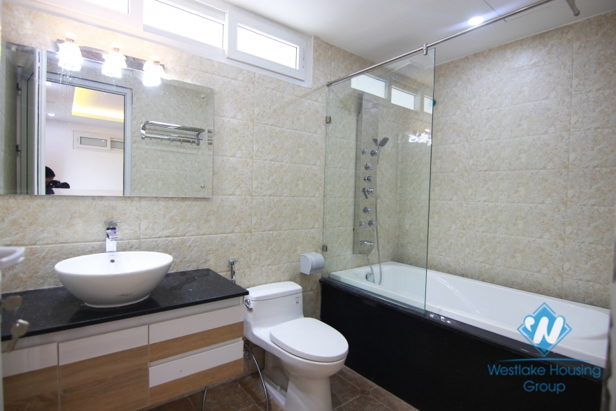Two bedrooms apartment in the high floor is available for rent in Ba Dinh. 