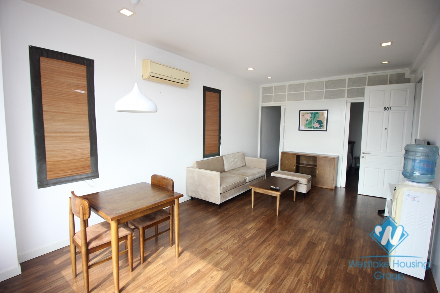 One nice and new apartment for rent in Nguyen Chi Thanh st, Ba Dinh district 