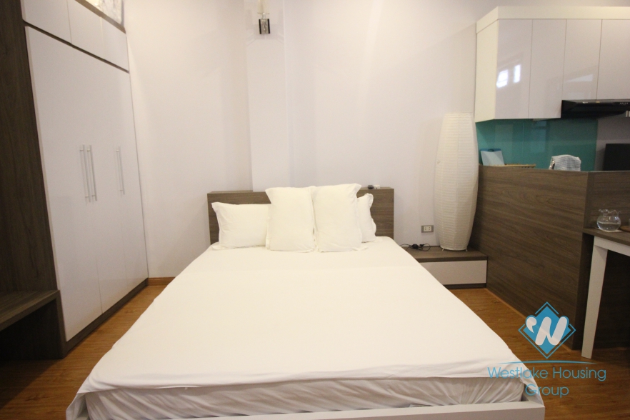 Bright studio apartment for rent in Cau Giay District