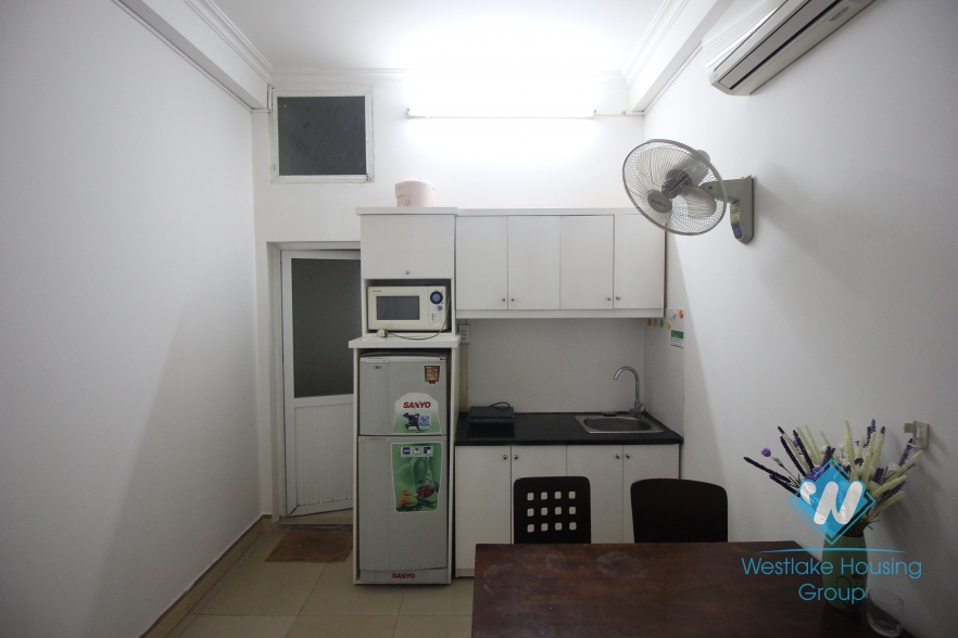3rd-floor lovely studio apartment for rent in Cau Giay district