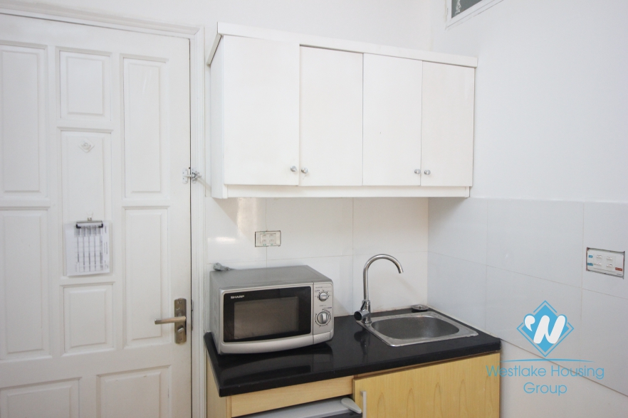 5th-floor lovely studio apartment for rent in Cau Giay District
