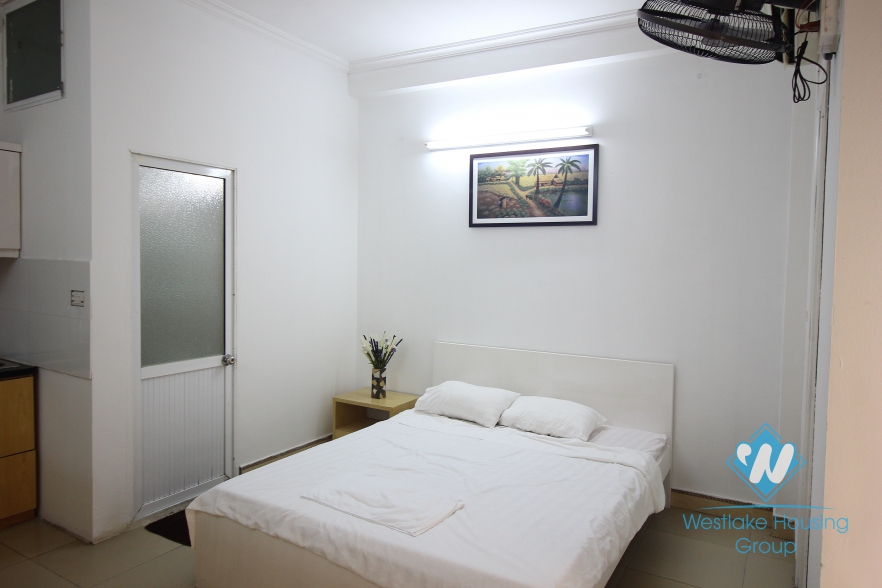 5th-floor lovely studio apartment for rent in Cau Giay District