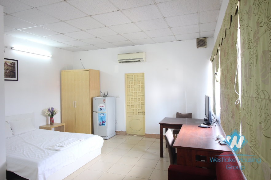 7th-floor lovely studio apartment for rent in Cau Giay District