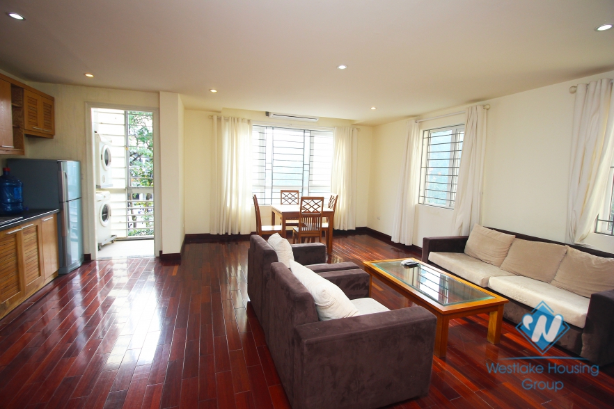 Brightly 2 bedroom apartment for rent in Ba Dinh, Ha Noi