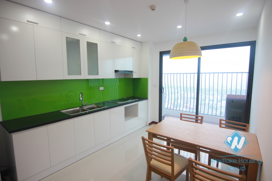 Very nice apartment with natual light for rent in Cau Giay district 