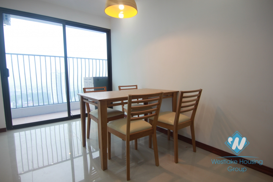 Very nice apartment with natual light for rent in Cau Giay district 