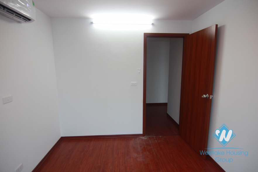 Very nice apartment with natual light for rent in Cau Giay district 