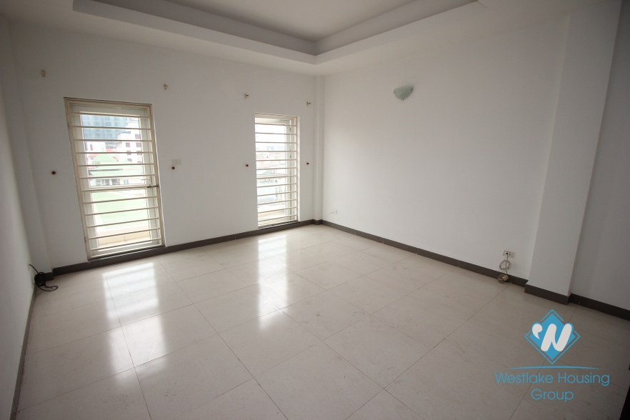 House with 8 floor for rent in Ba Dinh district, Ha Noi City
