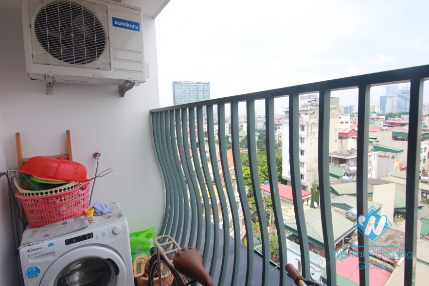 750 USD per month - A clean apartment for rent in 125 Hoang Ngan building, cau Giay district 