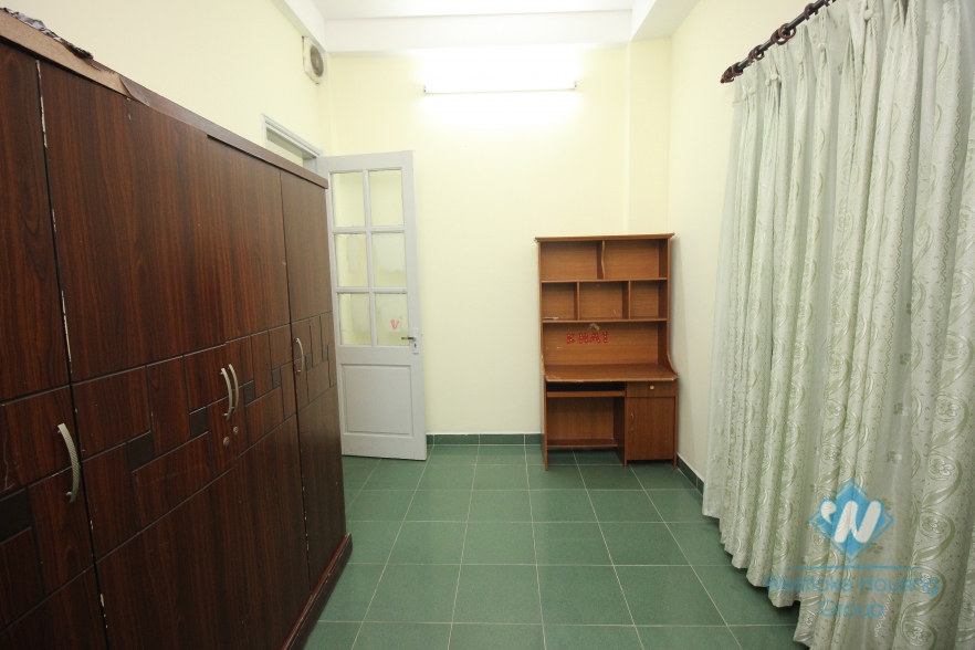 House with 5 bedrooms for rent in Ba Dinh District, Ha Noi 