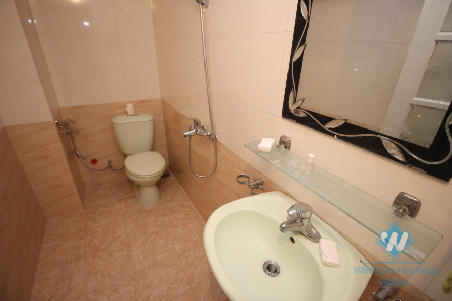 House with 5 bedrooms for rent in Ba Dinh District, Ha Noi 