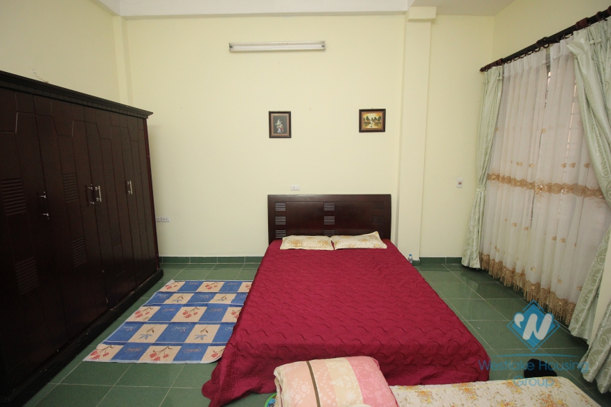 House with 5 bedrooms for rent in Ba Dinh District, Ha Noi 