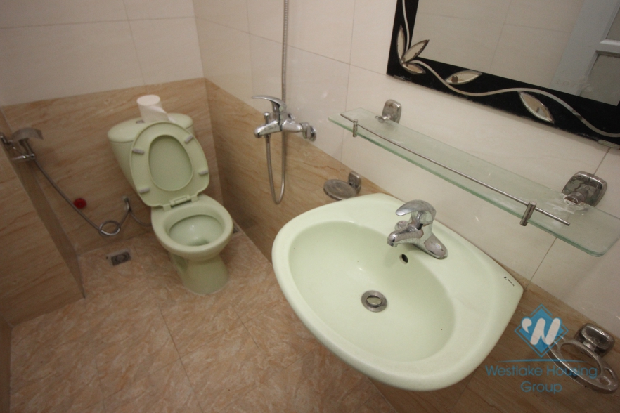 House with 5 bedrooms for rent in Ba Dinh District, Ha Noi 