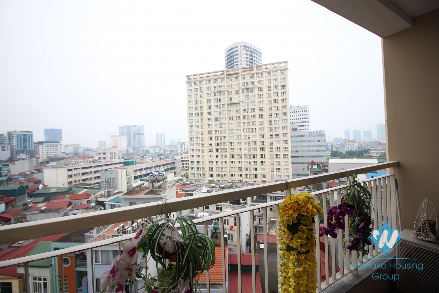 Perfect and good quality apartment with 3 bedrooms for rent in Xuan Thuy st, Cau giay district. 