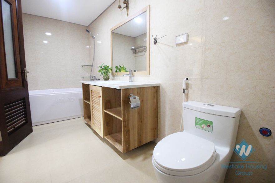 100sqm with 2 badrooms for rent Giang Vo, Ba Dinh District