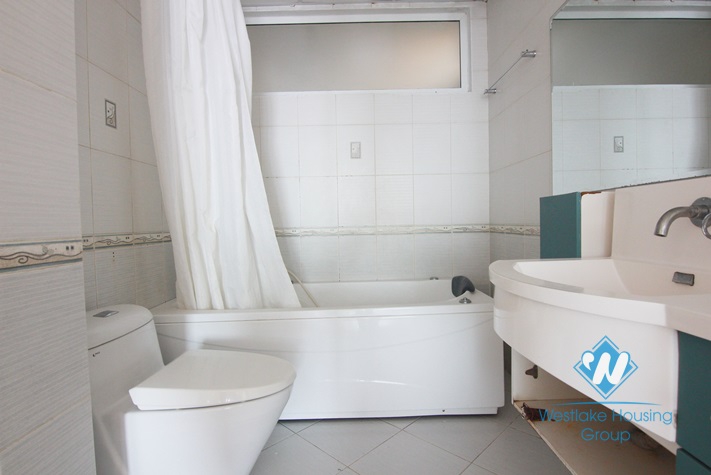 Three bedrooms for rent in Vuon Dao, Tay Ho     