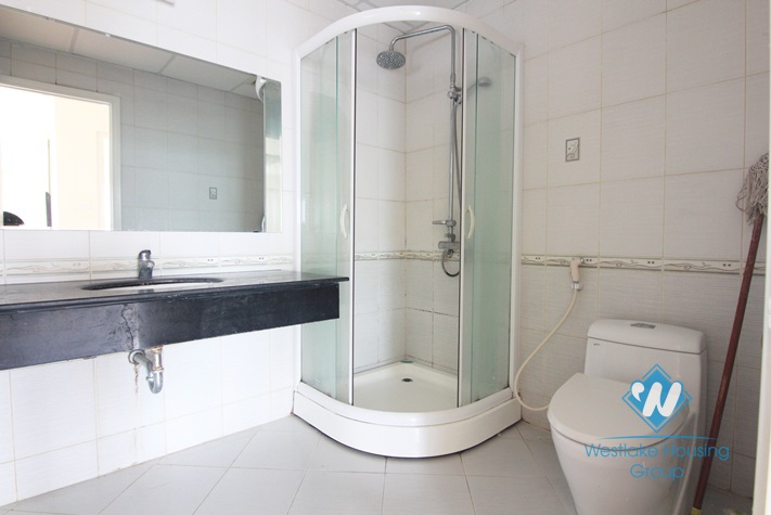 Three bedrooms for rent in Vuon Dao, Tay Ho     