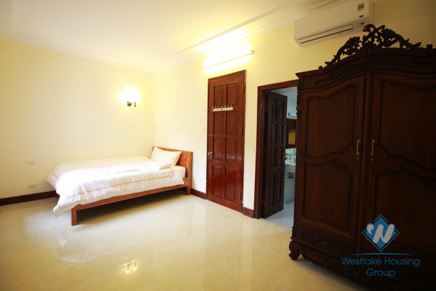 One bedroom apartment for rent in Ngoc Ha street, Ba Dinh district, Ha Noi