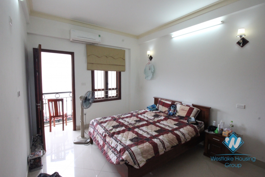 6th floor 75m2 apartment in Cau Giay district is available to rent