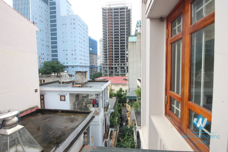 6th floor 75m2 apartment in Cau Giay district is available to rent
