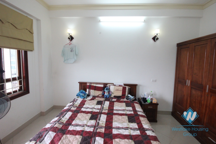 6th floor 75m2 apartment in Cau Giay district is available to rent