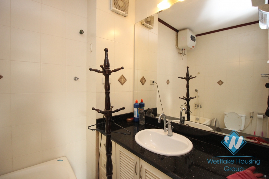 Private house for rent in Ba Dinh district, Ha Noi