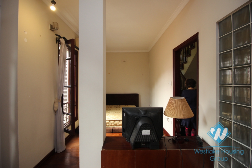 Private house for rent in Ba Dinh district, Ha Noi