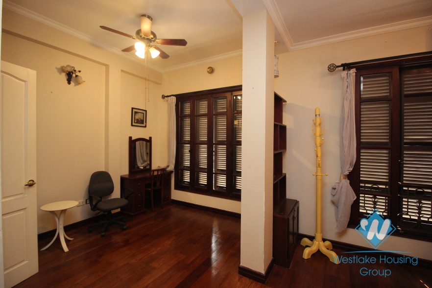 Private house for rent in Ba Dinh district, Ha Noi