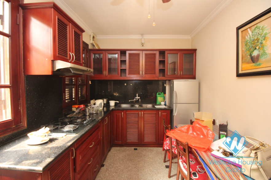 Private house for rent in Ba Dinh district, Ha Noi