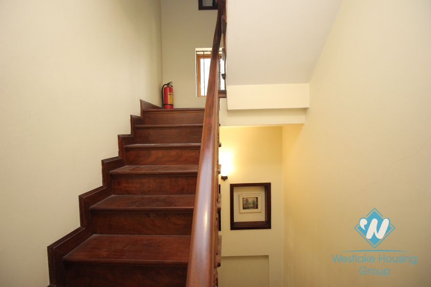 Private house for rent in Ba Dinh district, Ha Noi