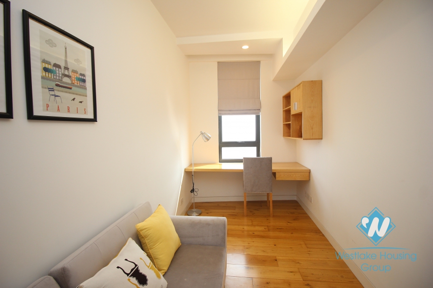 Nice three bedrooms apartment for rent in Indochina Tower