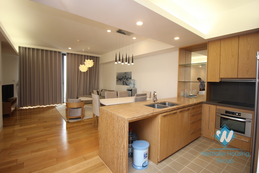 Nice three bedrooms apartment for rent in Indochina Tower