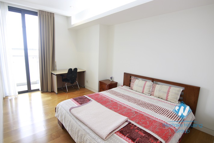 Modern 2 bedrooms apartment for rent in Indochina Plaza, Cau Giay district, Ha Noi