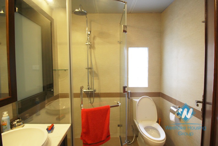 A well-presented 02 bedrooms apartment for rent in Tay Ho