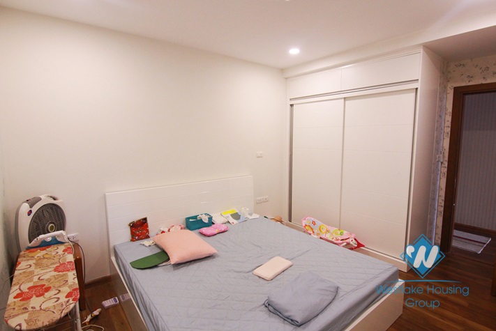 02 bedrooms apartment with modern furniture for rent in Gold Mark City Tower 