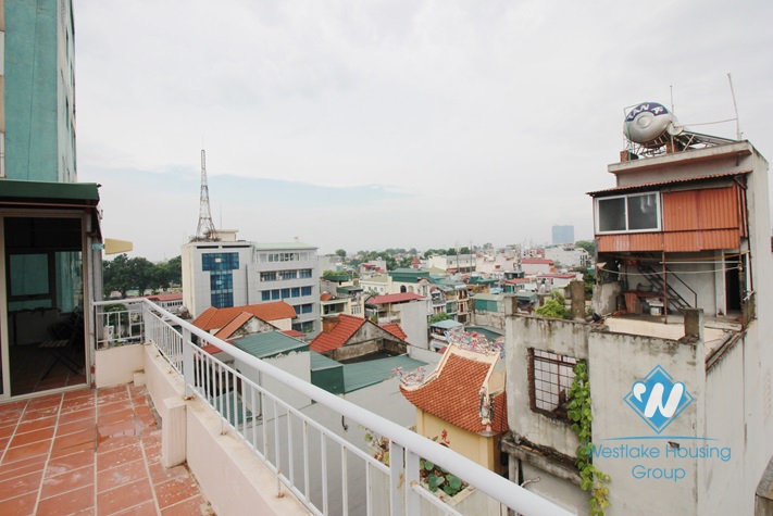Beautiful, lake-viewed apartment for rent in Truc Bach, Ba Dinh, Hanoi